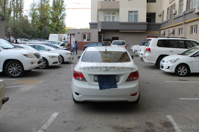 Hyundai Accent 2012, 99,000 km - 1.6 l - Bakı