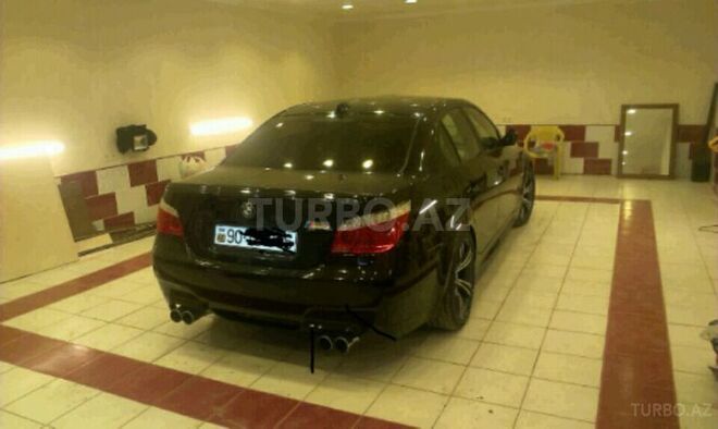 BMW M5 2005, 33,000 km - 5.0 l - Bakı