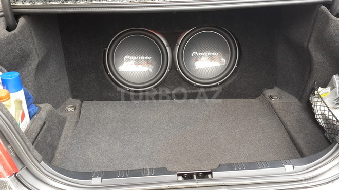 BMW M5 2005, 33,000 km - 5.0 l - Bakı