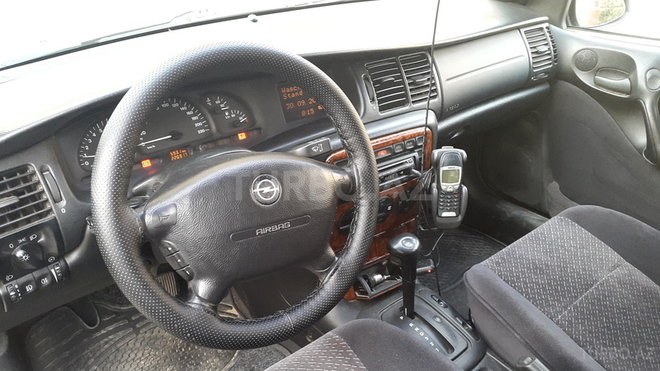 Opel Vectra 1997, 235,000 km - 1.8 l - Bakı