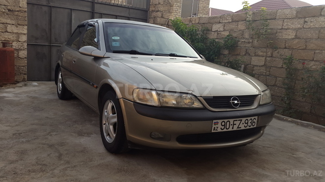 Opel Vectra 1997, 235,000 km - 1.8 l - Bakı