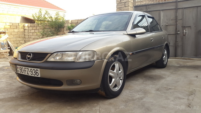 Opel Vectra 1997, 235,000 km - 1.8 l - Bakı