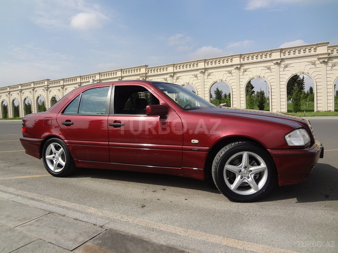 Mercedes C 180 1998, 208,000 km - 1.8 l - Bakı
