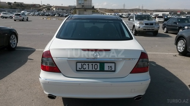 Mercedes E 220 2009, 111,000 km - 2.2 l - Bakı