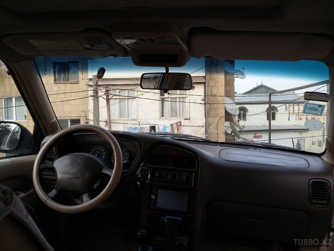 Nissan Pathfinder 1999, 380,000 km - 3.3 l - Bakı