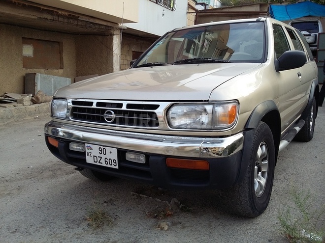 Nissan Pathfinder 1999, 380,000 km - 3.3 l - Bakı