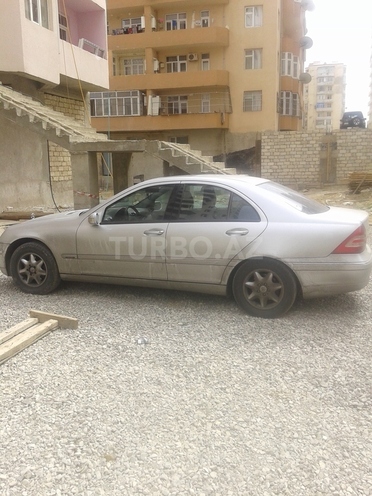 Mercedes C 200 2000, 239,000 km - 2.0 л - Bakı