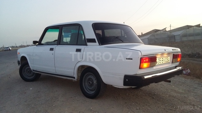 LADA (VAZ) 2107 2003, 950,000 km - 1.6 л - Bakı
