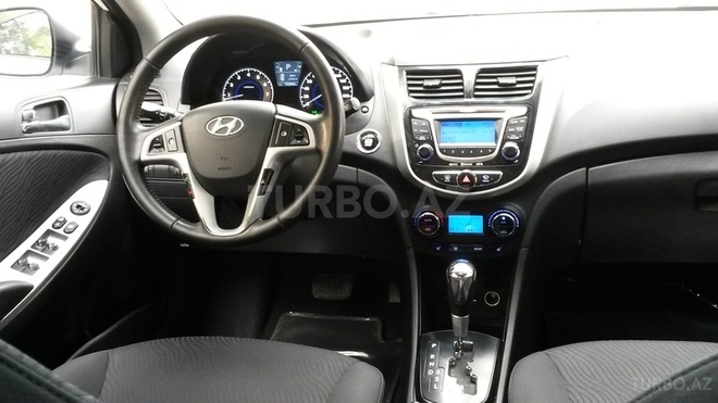 Hyundai Accent 2012, 71,000 km - 1.6 l - Bakı