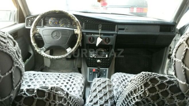 Mercedes 190 1993, 150,000 km - 2.0 l - Bakı