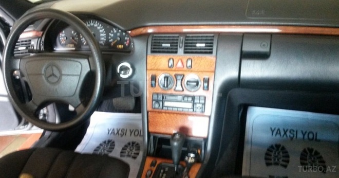 Mercedes E 230 1997, 240,000 km - 2.3 l - Bakı