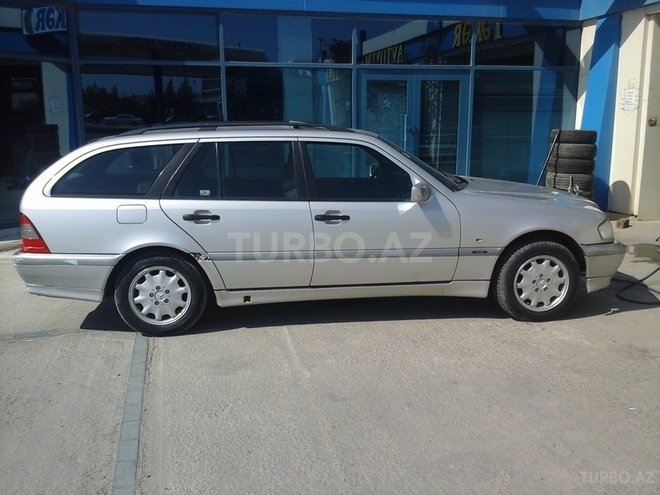 Mercedes C 180 1999, 245,000 km - 1.8 l - Bakı