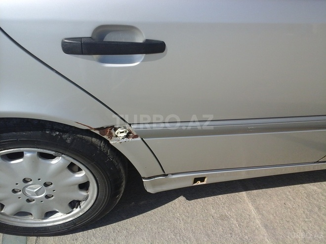 Mercedes C 180 1999, 245,000 km - 1.8 l - Bakı