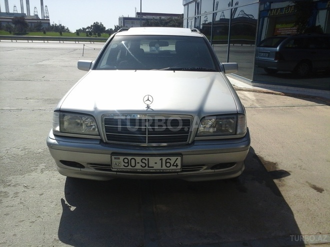 Mercedes C 180 1999, 245,000 km - 1.8 l - Bakı