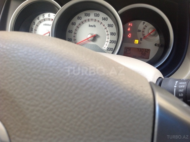 Nissan Tiida 2008, 73,000 km - 1.6 l - Bakı