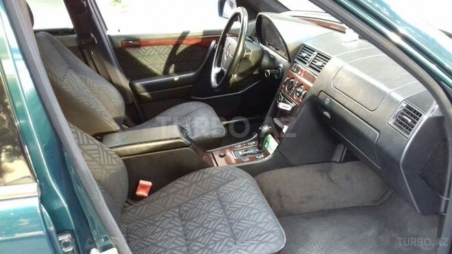 Mercedes C 200 1995, 292,000 km - 2.0 л - Bakı
