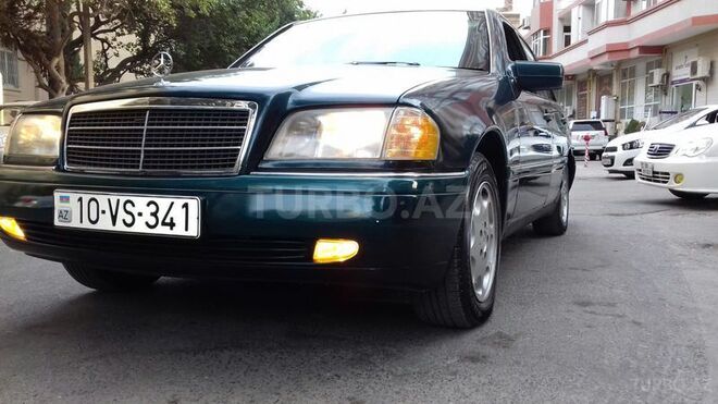 Mercedes C 200 1995, 292,000 km - 2.0 л - Bakı
