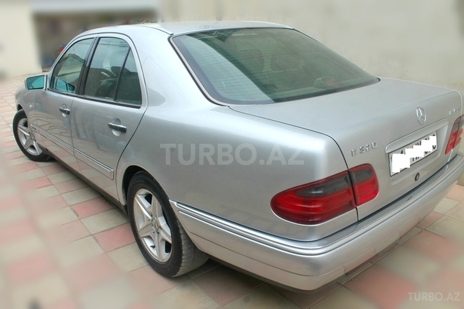 Mercedes E 240 1997, 315,000 km - 2.4 л - Bakı