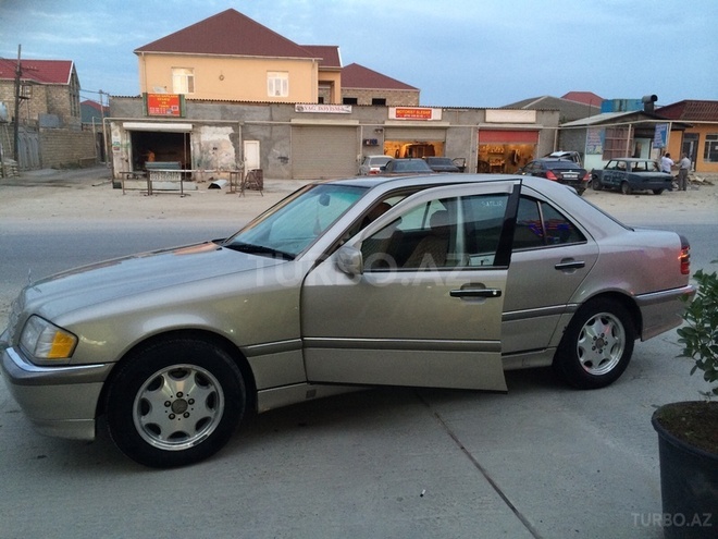 Mercedes C 280 1998, 258,000 km - 2.8 l - Bakı