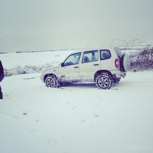 Chevrolet Niva 2005, 250,000 km - 1.7 l - Bakı