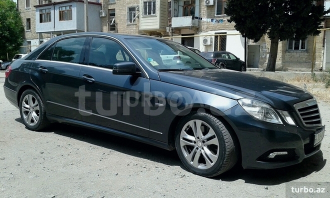 Mercedes E 250 2009, 207,000 km - 0.3 l - Bakı