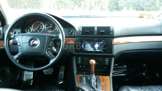 BMW 528 1999, 229,000 km - 2.8 l - Bakı