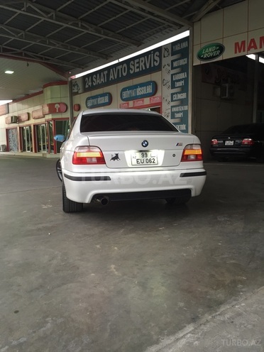 BMW 525 2001, 146,000 km - 2.5 л - Bakı
