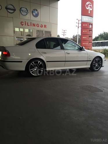 BMW 525 2001, 146,000 km - 2.5 л - Bakı