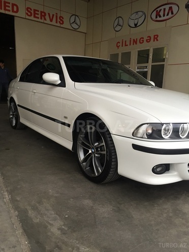 BMW 525 2001, 146,000 km - 2.5 л - Bakı