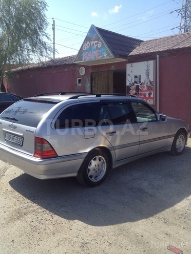 Mercedes C 240 2000, 1,780,000 km - 2.4 л - Bakı