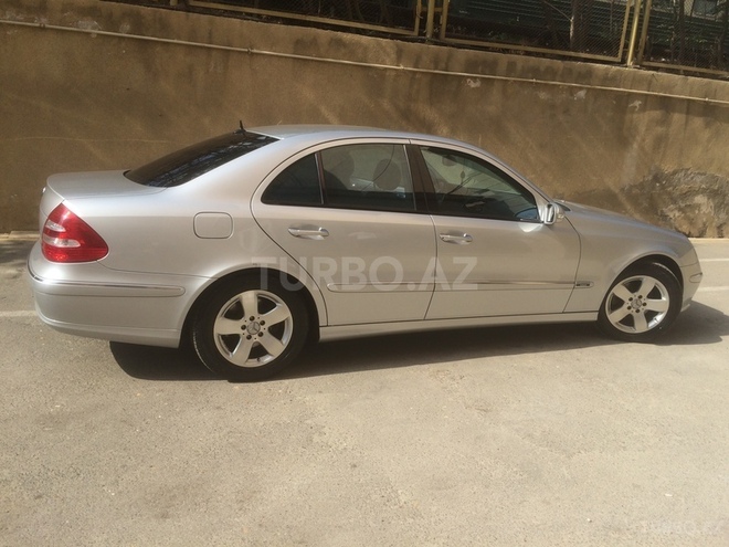 Mercedes E 320 2002, 95,500 km - 3.2 l - Bakı