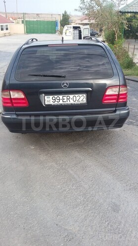 Mercedes E 240 1999, 181,000 km - 2.4 l - Bakı