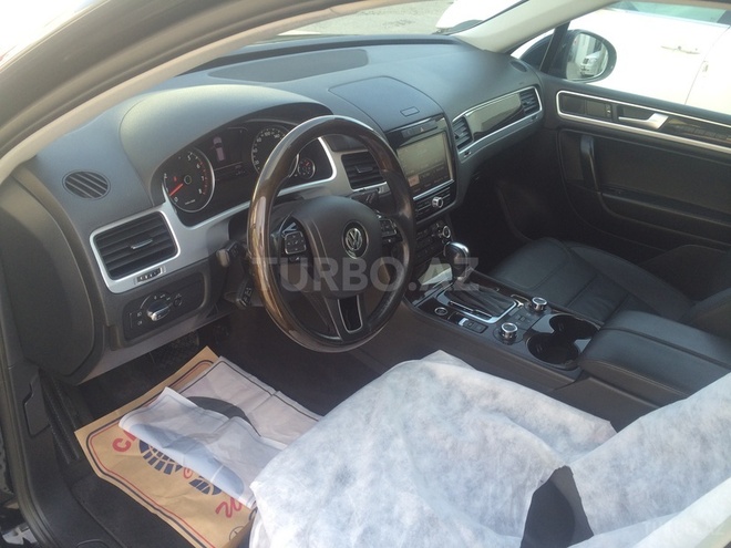 Volkswagen Touareg 2010, 93,000 km - 3.6 l - Bakı