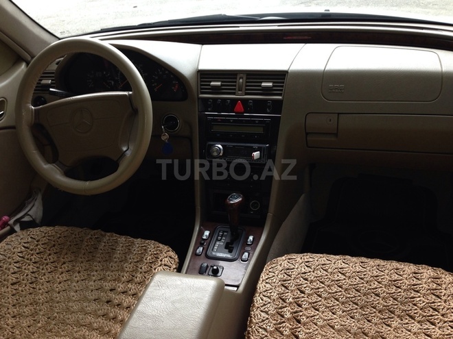 Mercedes C 230 1997, 300,000 km - 2.3 l - Bakı
