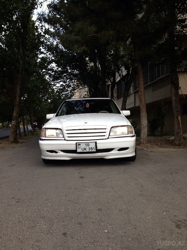 Mercedes C 230 1997, 300,000 km - 2.3 l - Bakı