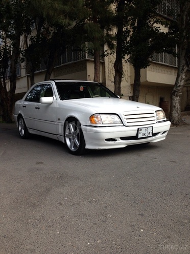 Mercedes C 230 1997, 300,000 km - 2.3 l - Bakı