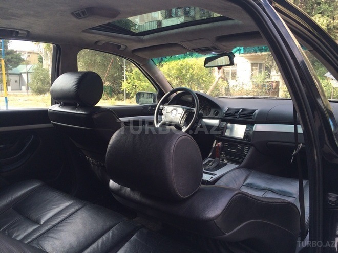 BMW 528 2000, 235,656 km - 2.8 l - Bakı