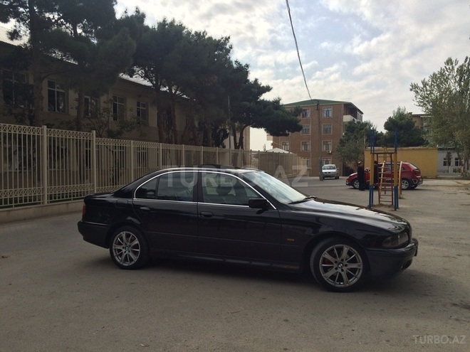 BMW 528 2000, 235,656 km - 2.8 l - Bakı