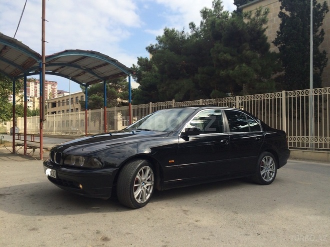 BMW 528 2000, 235,656 km - 2.8 l - Bakı