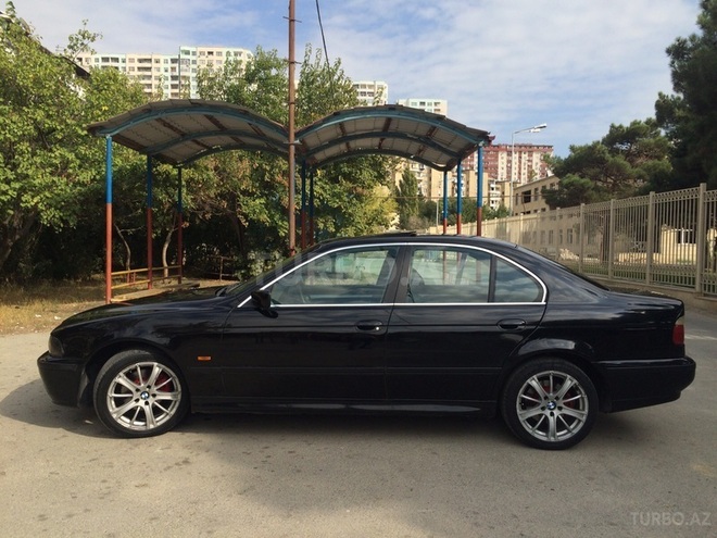 BMW 528 2000, 235,656 km - 2.8 l - Bakı