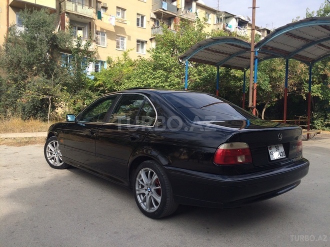 BMW 528 2000, 235,656 km - 2.8 l - Bakı