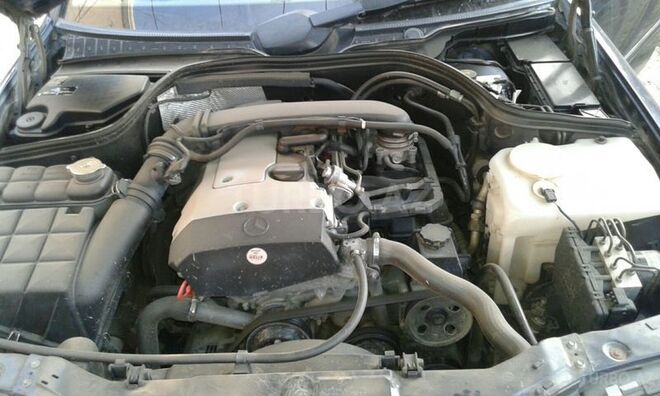Mercedes C 180 2000, 166,000 km - 1.8 l - Bakı