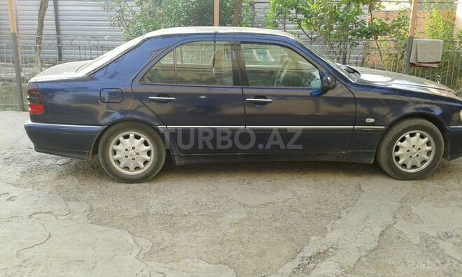 Mercedes C 180 2000, 166,000 km - 1.8 l - Bakı