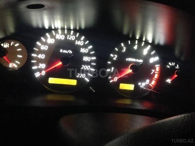 Nissan Sunny 2007, 250,000 km - 1.6 л - Bakı