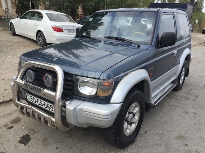 Mitsubishi Pajero 1992, 235,000 km - 2.5 л - Bakı