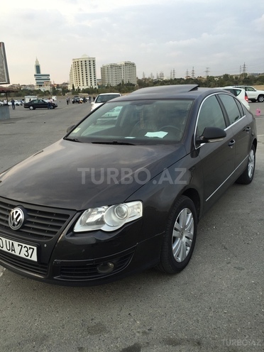Volkswagen Passat 2005, 150,000 km - 2.0 l - Bakı