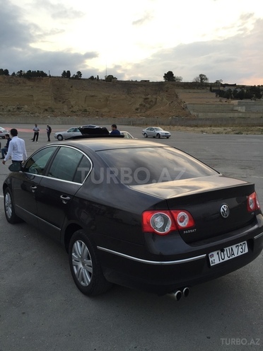 Volkswagen Passat 2005, 150,000 km - 2.0 l - Bakı