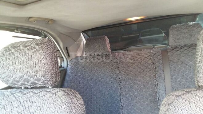 Mercedes E 320 2001, 169,000 km - 3.2 l - Bakı