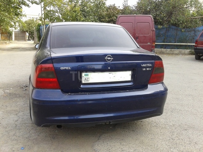 Opel Vectra 2000, 195,000 km - 1.6 l - Bakı