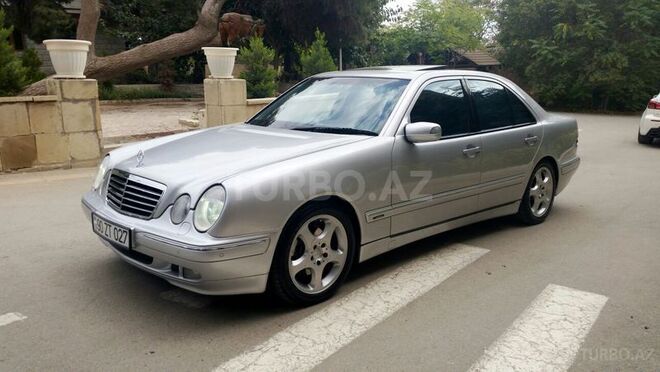 Mercedes E 260 2000, 255,000 km - 2.7 l - Bakı